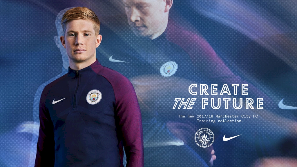 Ngoài ra, mẫu áo tập của Man City cũng được công bố.