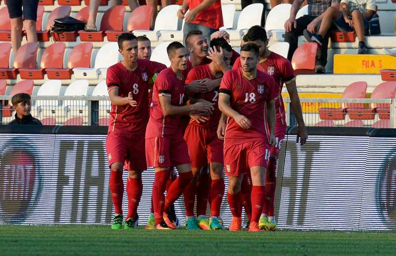 7. Serbia - Thủ môn: Manojlovic (Stella Rossa), Nikolic (Lechia), Milinkovic-Savic (Basilea) - Hậu vệ: Gajic (Bordeaux), Antonov (Grassopher), Milenkovic (Partizan), Veljkovic (Werder), Pankov (Ural), Bogosavac (Cukaricki), Jovanovic (Bordeaux), Filipovic (Vozdovac) - Tiền vệ: Maksimovic (Astana), Gacinovic (Eintracht), Grujic (Liverpool), Zivkovic (Benfica), Meleg (Vojvodina), Lukic (Torino), Ristic (Stella Rossa), Plavsic (Stella Rossa) - Tiền đạo: Ozegovic (Cukaricki), Djurdjevic (Partizan), Cavric (Slovan Bratislava), Radonjic (Cukaricki)