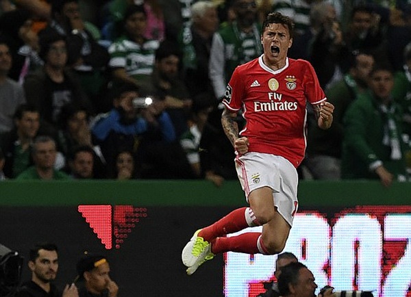 Mùa giải năm ngoái, Lindelof là trụ cột của Benfica.