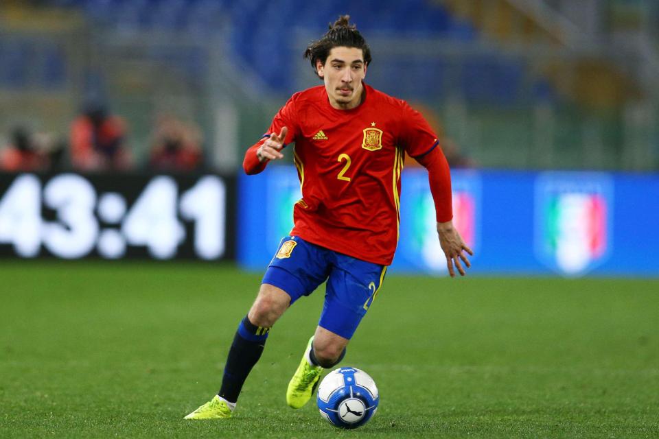 Bellerin cũng chơi rất nỗ lực trong trận đấu đêm qua.