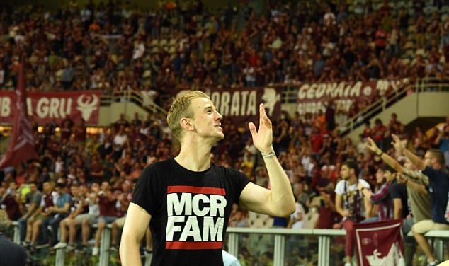 Tương lai của Joe Hart vẫn chưa được định đoạt.