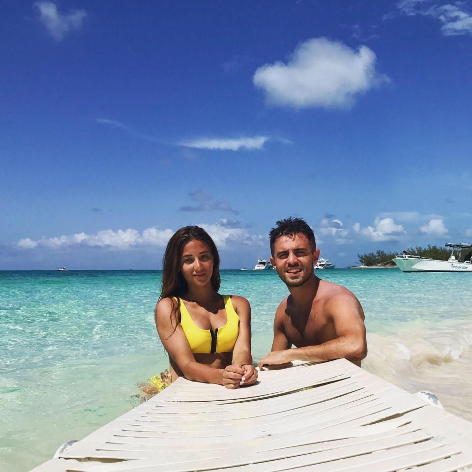 Cả hai thường xuyên xuất hiện cùng nhau.