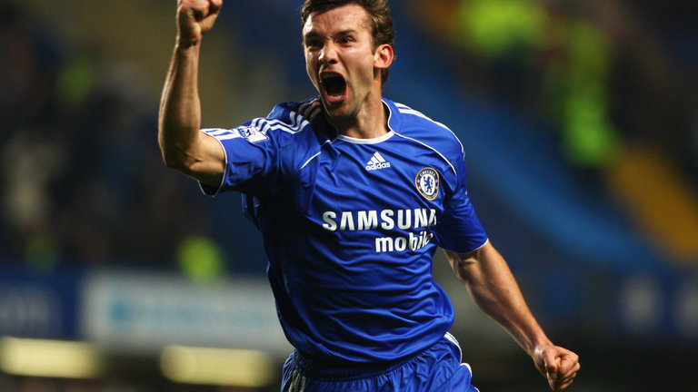 9. Andriy Shevchenko - AC Milan sang Chelsea - 30 triệu bảng