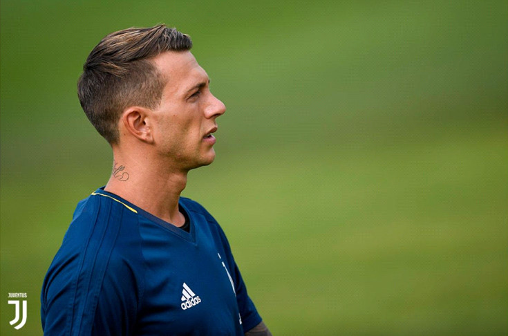 Tân binh Bernardeschi tỏ ra khá đăm chiêu.