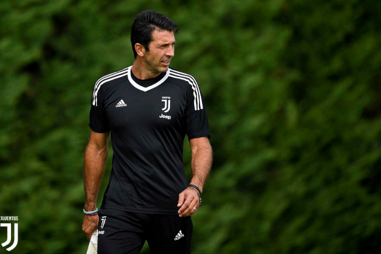 Buffon vẫn là chốt chặn đáng tin cậy của Juve.