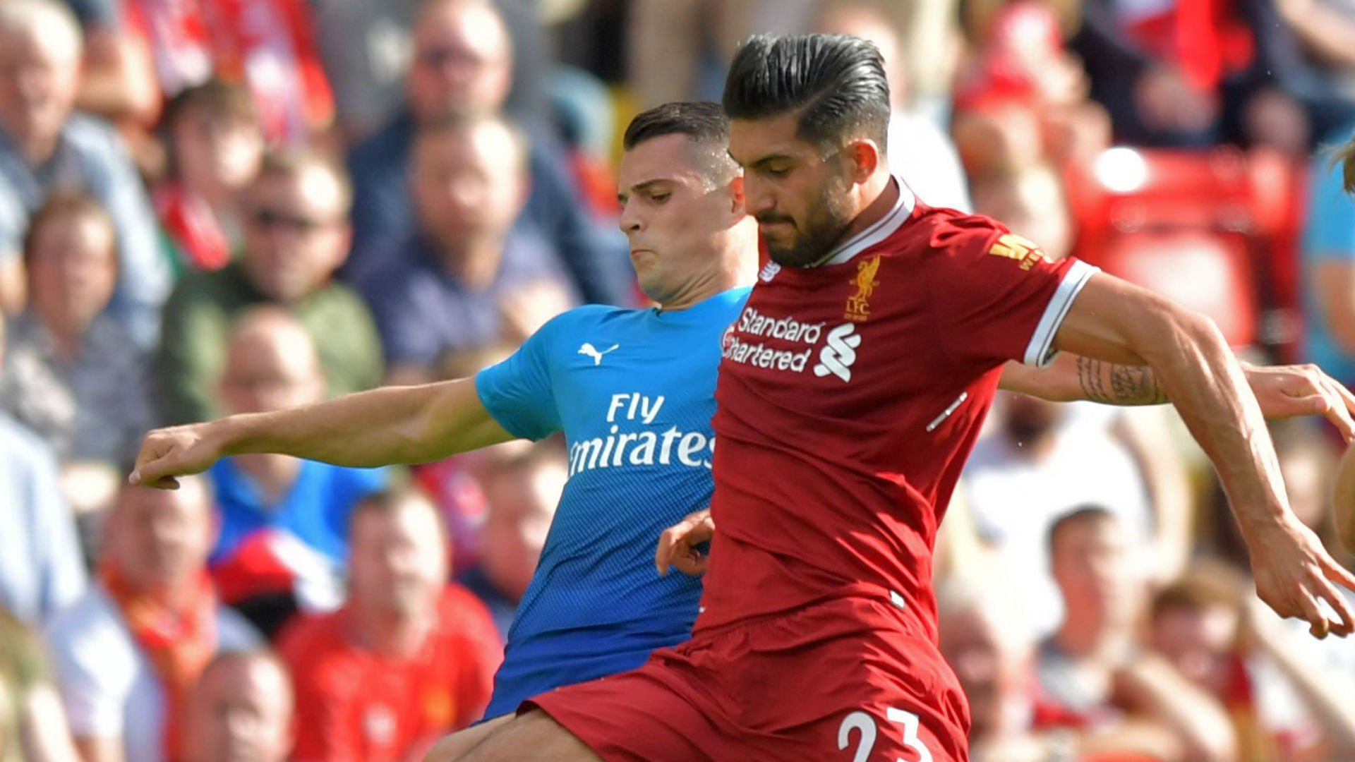 Tiền vệ trung tâm: Emre Can (Liverpool) - Can thi đấu cực kì xông xáo và sở hữu 9 lần thu hồi bóng thành công khi đối đầu với Arsenal, nhiều hơn bất kì đồng đội nào trong màu áo Liverpool.