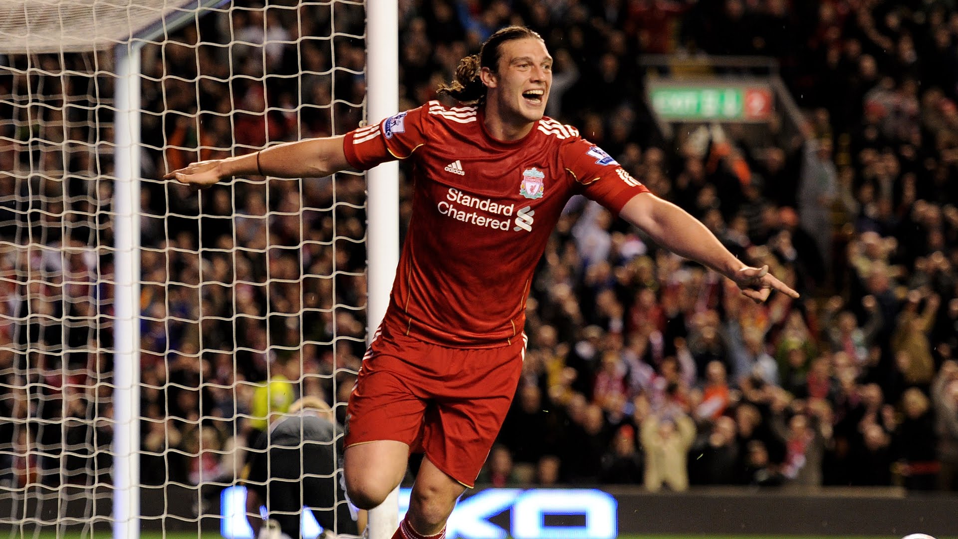 6. Andy Carroll - 36.90 triệu bảng từ Newcastle