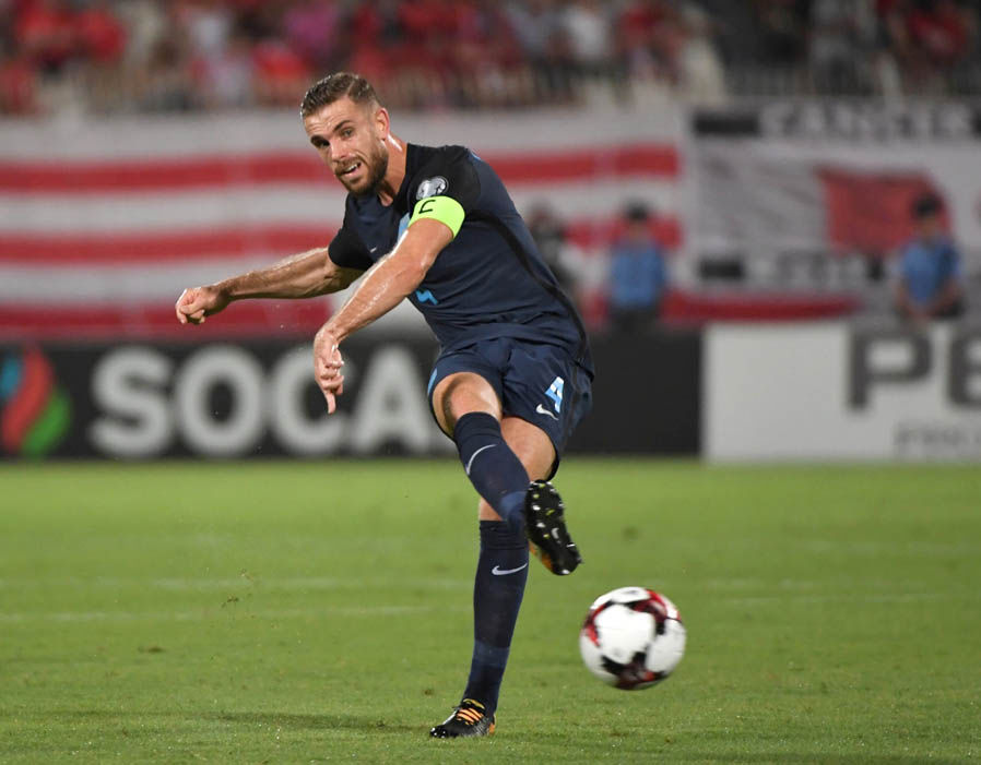 Tiền vệ trung tâm: Jordan Henderson - 7.7 điểm