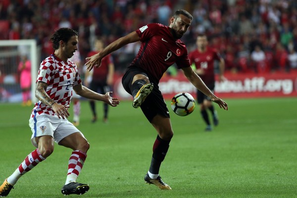 TNK sau đó rất quyết tâm bảo vệ thành quả. Những ngôi sao bên phía Croatia như Modric, Kalinic hay Perisic đều bất lực trong việc ghi bàn.