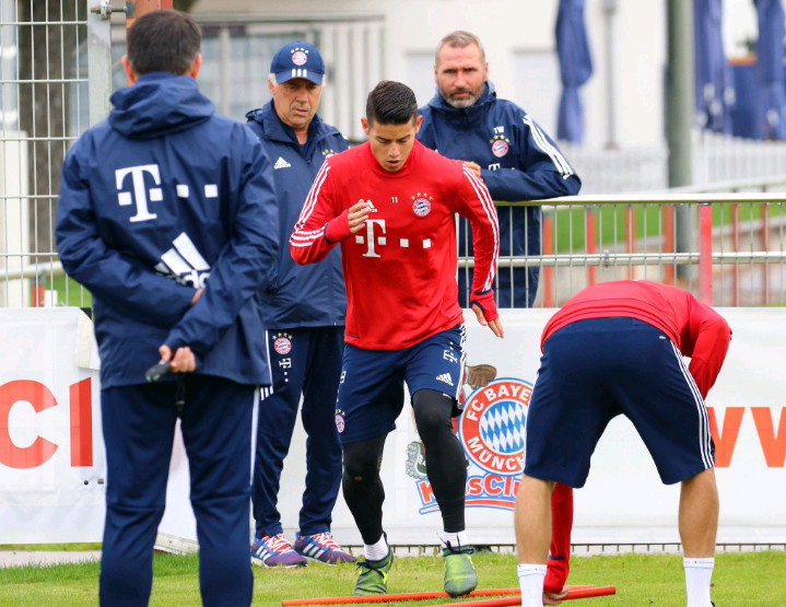 Tân binh James Rodriguez nỗ lực tập luyện để chờ được trao thêm cơ hội.