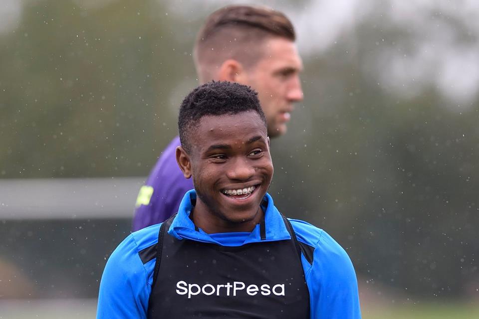 Nụ cười hiếm hoi trên sân tập của The Toffees.