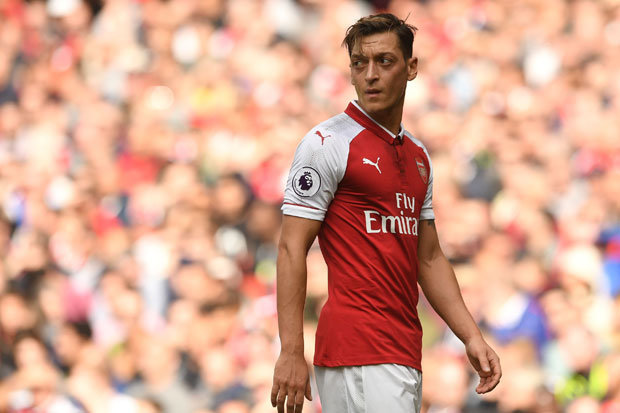 Ozil lọt vào tầm ngắm của Inter.
