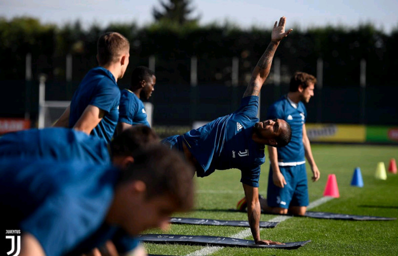 Juventus tập luyện - Bóng Đá