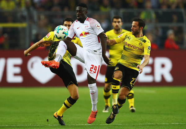 Cả hai đội đã cống hiến một trận cầu kịch tính và nhiều bàn thắng và thẻ phạt.