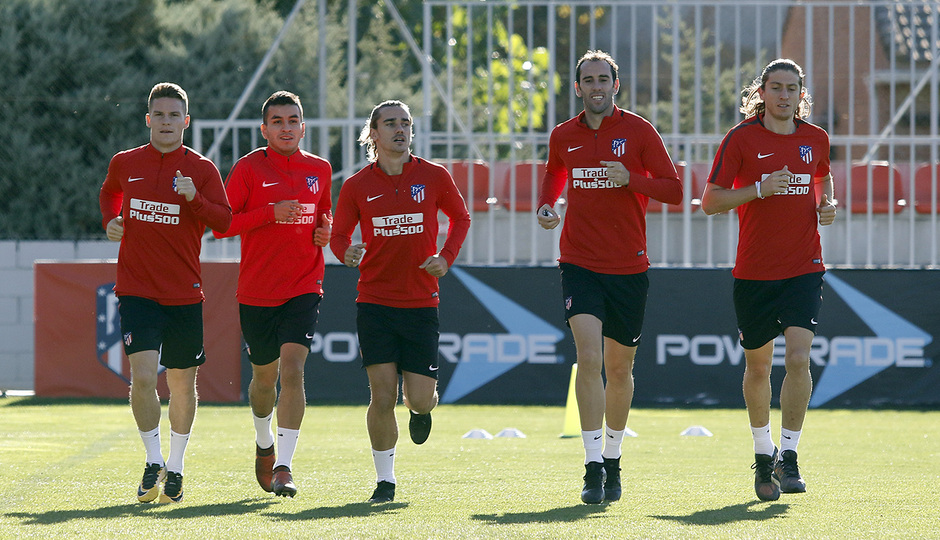 Hiện tại, Rojiblancos đang xếp thứ 4 trên BXH La Liga với 19 điểm sau 9 vòng đấu, kém đội đầu bảng Barcelona đến 6 điểm.