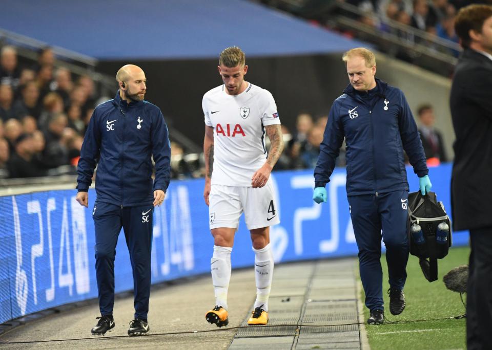 Alderweireld khó dự derby London vào cuối tuần.