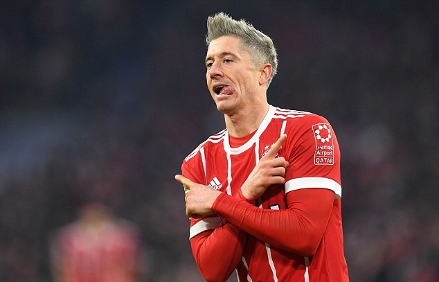 Lewandowski có một ngày thi đấu chói sáng.