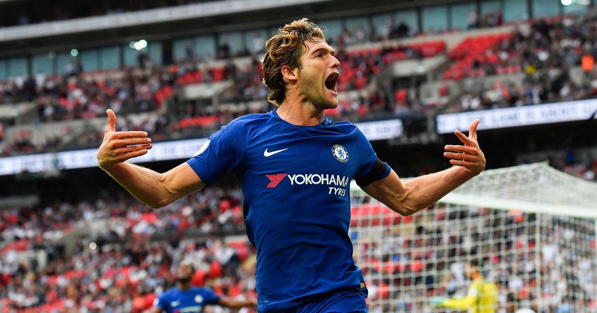 =6. Marcos Alonso (Chelsea) - Alonso di chuyển không biết mệt mỏi và có 71 lần bứt tốc. Hậu vệ của Chelsea đã ghi được 3 bàn tại NHA.