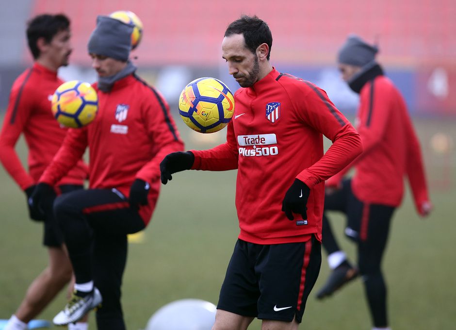 Atletico tập luyện - Bóng Đá