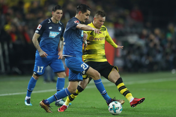 Hoffenheim có lối chơi cực kì khó chịu.