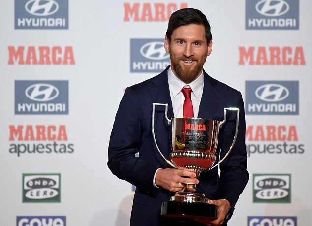 Sao bự Barcelona bảnh bao đi nhận giải thưởng lớn của La Liga - Bóng Đá