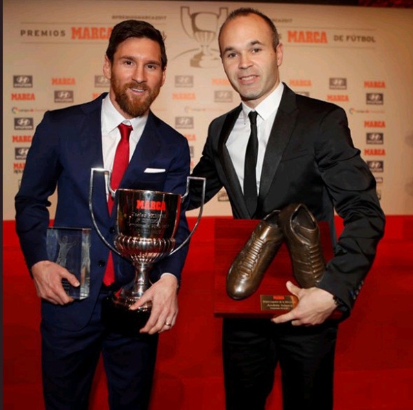 Sao bự Barcelona bảnh bao đi nhận giải thưởng lớn của La Liga - Bóng Đá