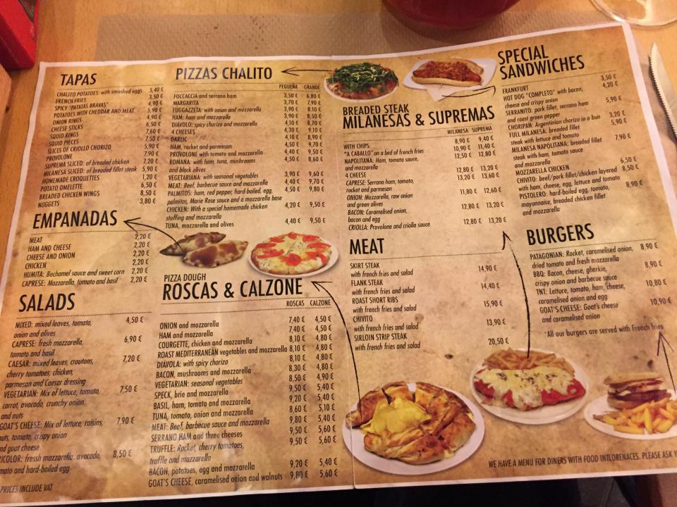 Thực đơn đa dạng, đủ loại món ăn của nhà hàng.