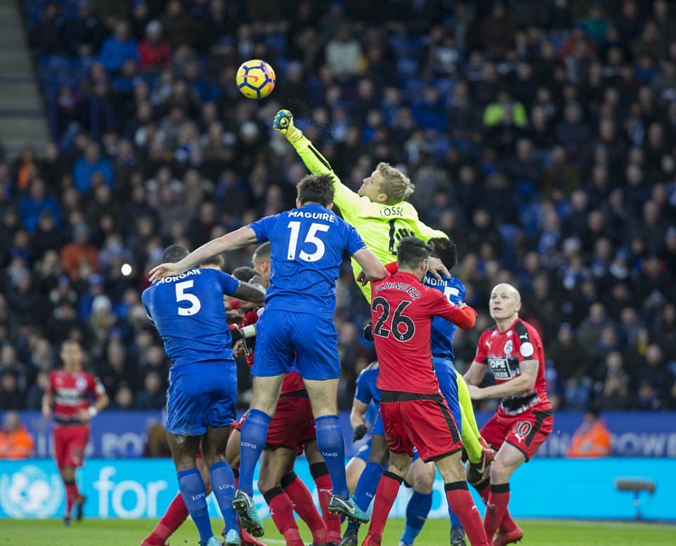 Leicester 3-0 Huddersfield - Bóng Đá