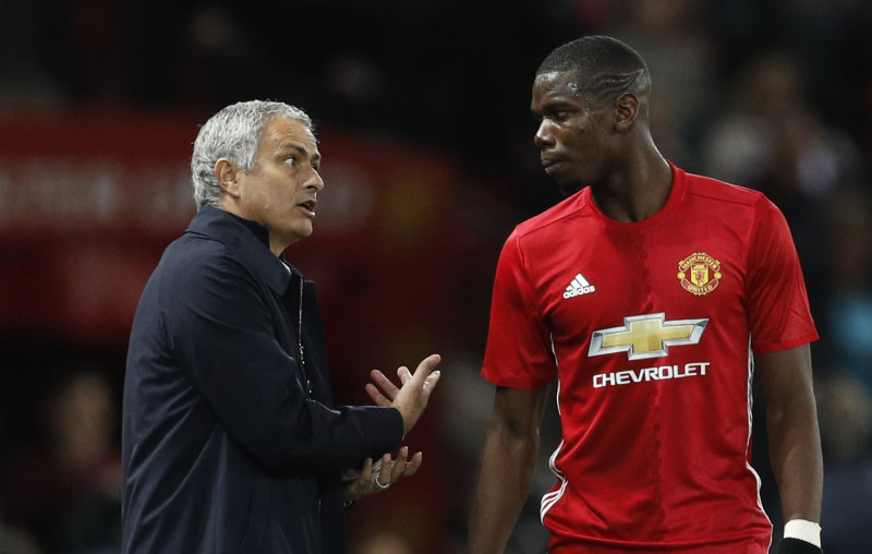 Nói đến phong độ sa sút của Pogba, người ta nghĩ ngay đến thói nuông chiều của Mourinho.