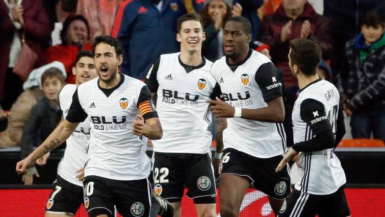 Valencia 2-1 Girona - Bóng Đá