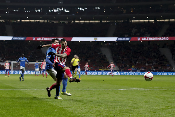 Costa và Torres tịt ngòi, Atletico vẫn thắng dễ nhược tiểu - Bóng Đá