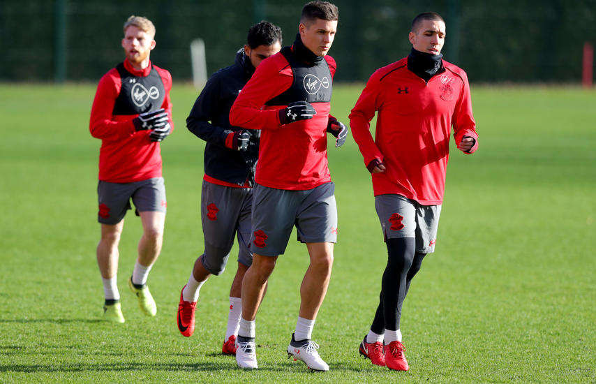 Southampton chiêu mộ Carrillo - Bóng Đá