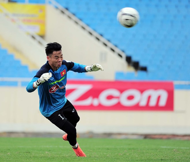 Theo đánh giá của trợ lý Võ Văn Hạnh, Nguyên Mạnh vẫn là số 1 lúc này.