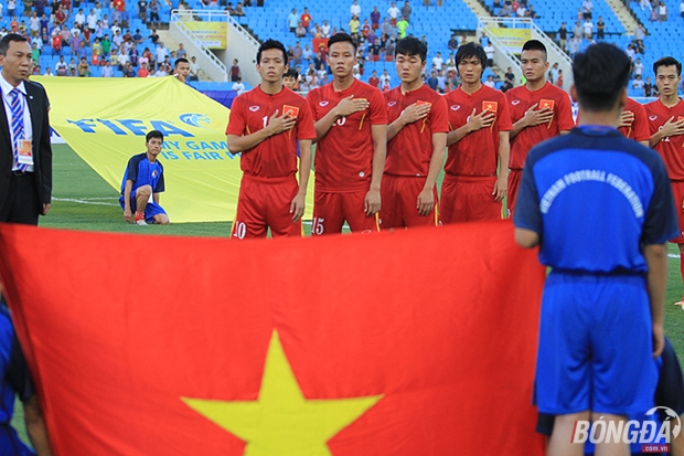 ĐT Việt Nam dưới thời HLV Hữu Thắng có nhiều dấu hiệu tích cực so với người tiền nhiệm Miura. Ảnh: Minh Anh.