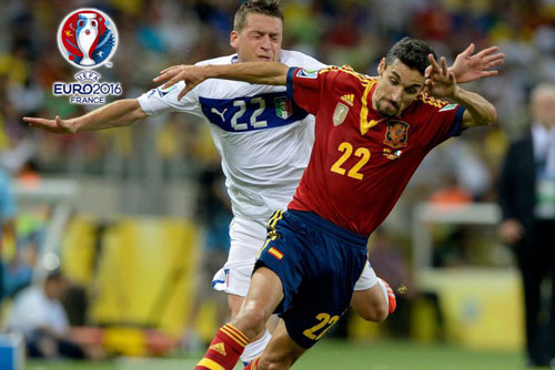 5. Tây Ban Nha 0-0 Italia (Tây Ban Nha thắng 7-6 trên chấm phạt đền, bán kết Confederations Cup 2013). Trận đấu này, 2 bên cầm hòa nhau với tỷ số 0-0 sau 120 phút thi đấu. Trên loạt đá luân lưu, Tây Ban Nha giành thắng lợi 7-6. Trung vệ Leonardo Bonucci là cầu thủ duy nhất đá hỏng phạt đền. Ảnh: Internet.