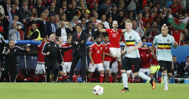 Sự gắn kết mới là yếu tố quyết định đến thành tích của thầy HLV Chris Coleman. Ảnh: Internet.