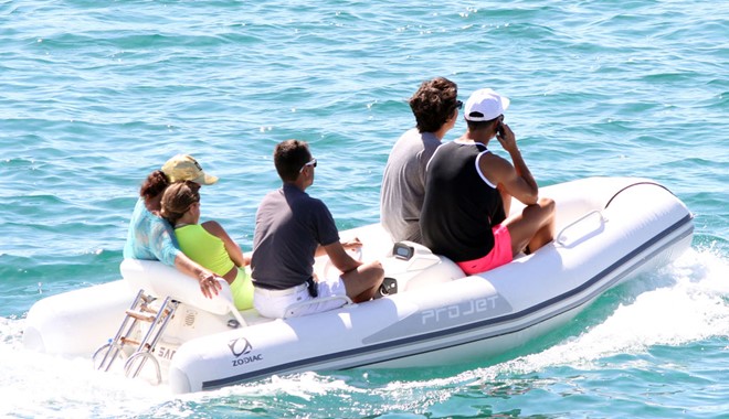 CR7 hiện cùng gia đình có kỳ nghỉ ở Ibiza. Đây là địa điểm được nhiều người nổi tiếng chọn làm nơi nghỉ ngơi. Ảnh: Internet.