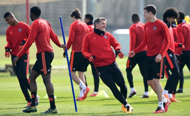 Trường hợp của Schweinsteiger có thể để lại những ảnh hưởng không tốt tới nội bộ đội bóng. Ảnh: Internet.