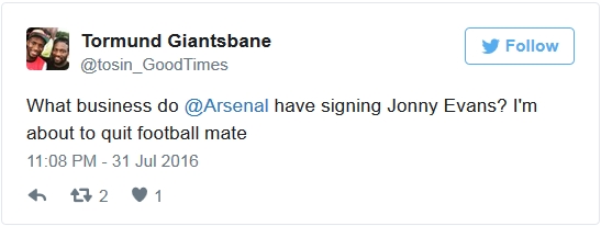 Một CĐV tuyên bố sẽ bỏ bóng đá nếu Arsenal chiêu mộ Jonny Evans. Ảnh chụp màn hình.