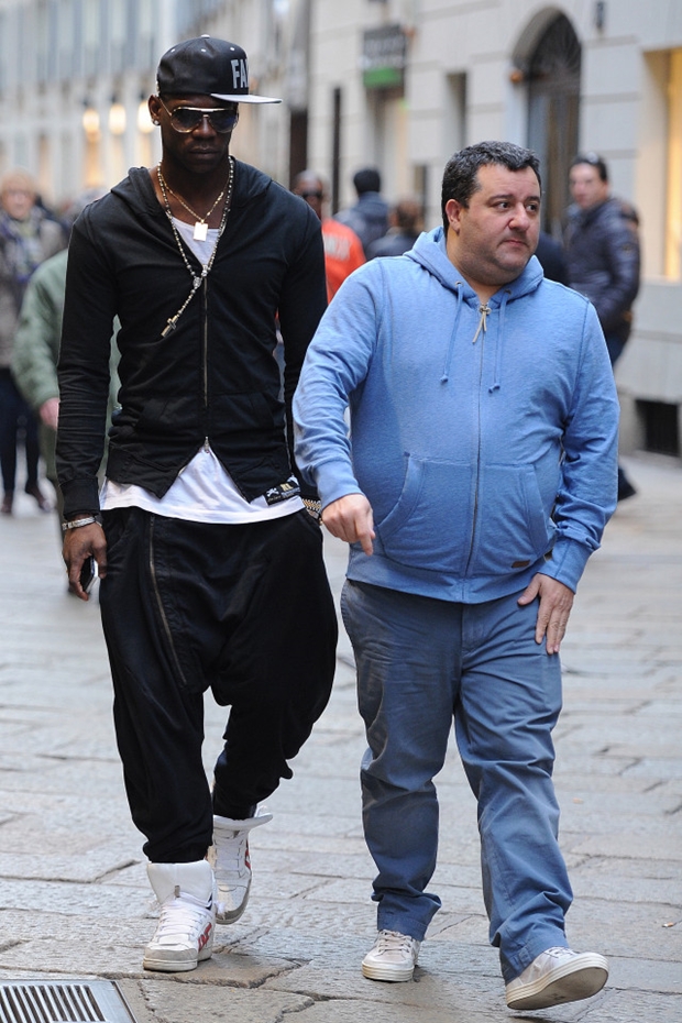 Siêu cò Mino Raiola đã có một kỳ chuyển nhượng vô cùng thành công với các thương vụ Paul Pogba, Zlatan Ibrahimovic và Henrikh Mkhitaryan. Ảnh: Internet.