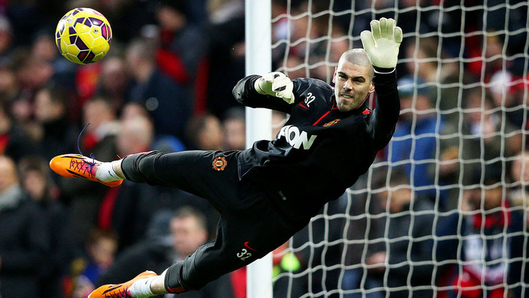 Victor Valdes khi còn ở Manchester United. Ảnh: Internet.