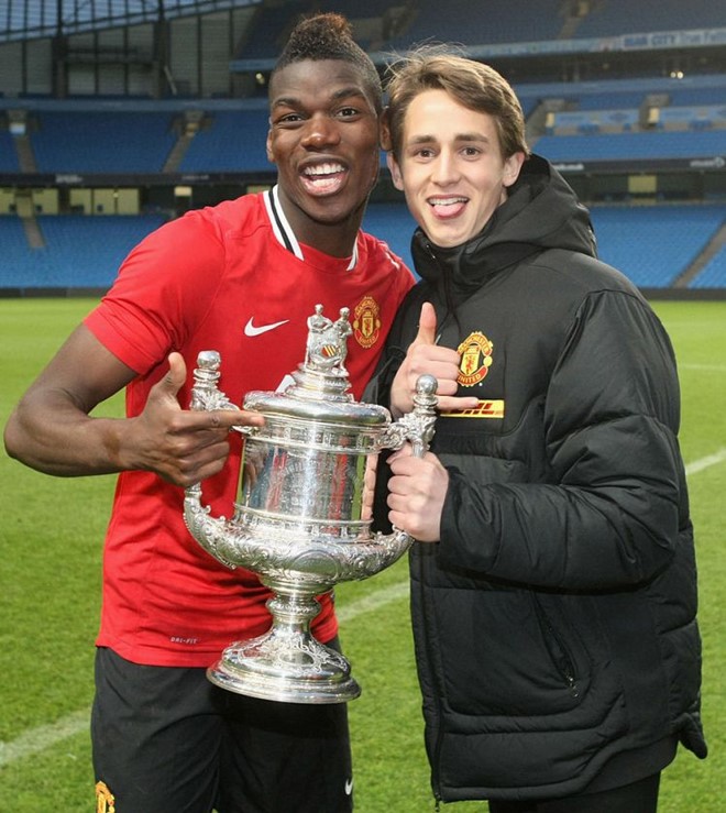 Januzaj cần học tập chính người bạn cũ Paul Pogba để có thể phát triển sự nghiệp của mình. Ảnh: Internet.