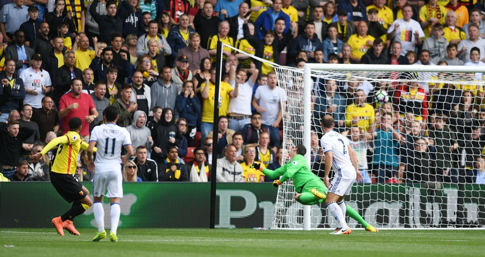 Sau hiệp một khá nhàm chán thì bất ngờ đã xảy ra ở đầu hiệp hai khi Etienne Capoue giúp đội chủ nhà mở tỷ số vào phút 55. Ảnh: Internet.