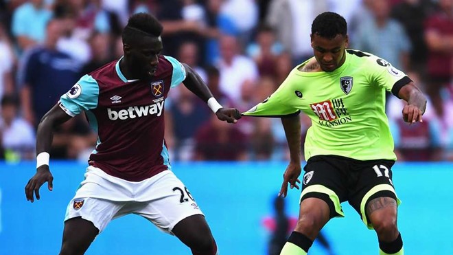 Hậu vệ trái Arthur Masuaku (West Ham 1-0 Bournemouth): Hậu vệ thuộc biên chế "The Hammers" vẫn chưa thể làm quen với cường độ hoạt động cực cao ở các trận đấu tại Premier League. Anh thường xuyên hụt hơi trong những pha tranh chấp với đối phương. Ảnh: Internet.