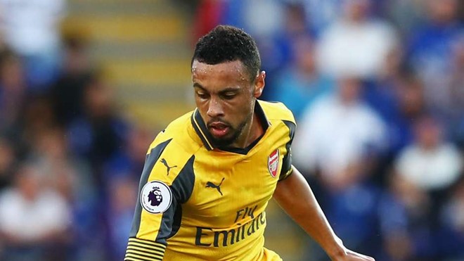 Tiền vệ Francis Coquelin (Leicester 0-0 Arsenal): Liên tục mắc lỗi phòng ngự và nếu trọng tài mạnh tay hơn trong những tình huống rút thẻ, cầu thủ người Pháp sẽ không xuất hiện trọn vẹn 90 phút trên sân King Power. Ảnh: Internet.