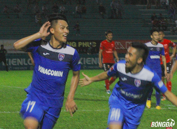 V-League càng về cuối càng khiến người hâm mộ nghi ngờ. Ảnh: Đình Viên.