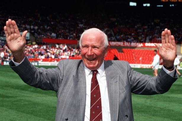 Sir Matt Busby là huấn luyện viên huyền thoại của MU. Ảnh: Internet.