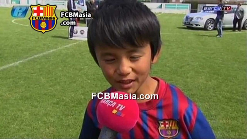 Take Kubo (Messi Nhật Bản): Năm nay 15 tuổi, tài năng trẻ của bóng đá Nhật Bản từng ăn tập ở La Masia nhưng bị bán sang FC Tokyo theo án phạt vi phạm luật chuyển nhượng áp dụng với Barca. Take Kubo có thể trở lại Catalan khi em tròn 18 tuổi.