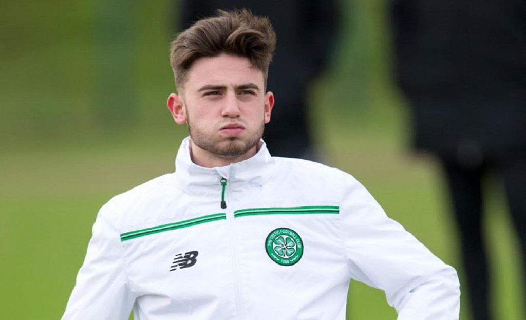 Patrick Roberts (Messi nước Anh): Tháng 7 năm 2015, Patrick được Man City đưa về với mức giá 12 triệu bảng nhưng nhanh chóng được đem cho Celtic mượn 18 tháng.
