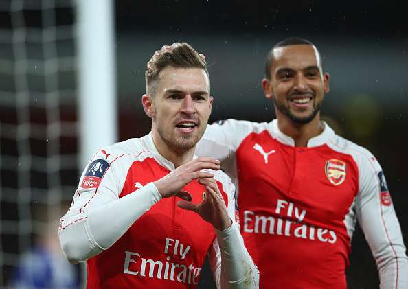 Theo Walcott là cái tên đứng đầu danh sách chấn thương ở Arsenal. Ảnh: Internet.